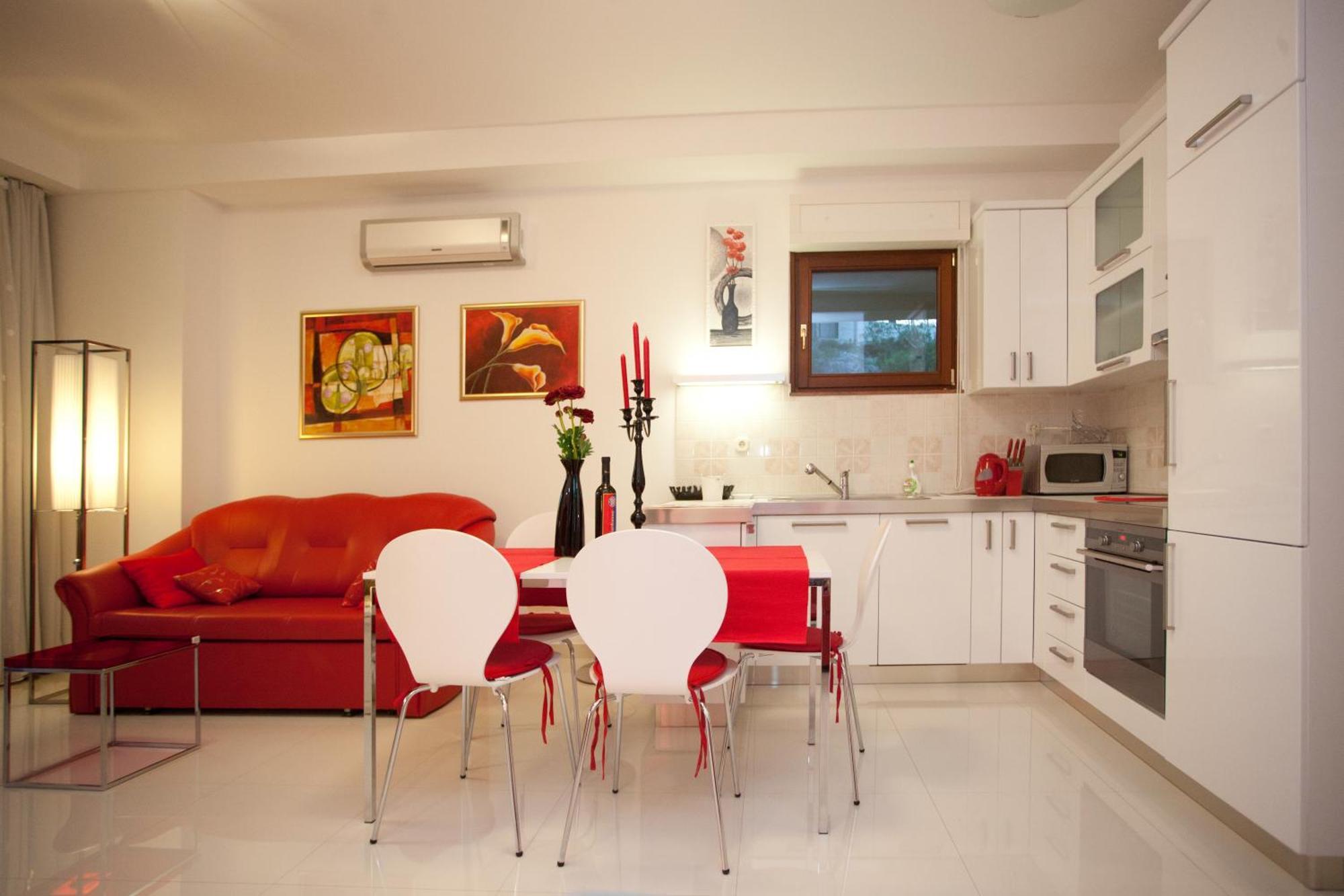 Residence Apartments Anamaria Podstrana Bagian luar foto