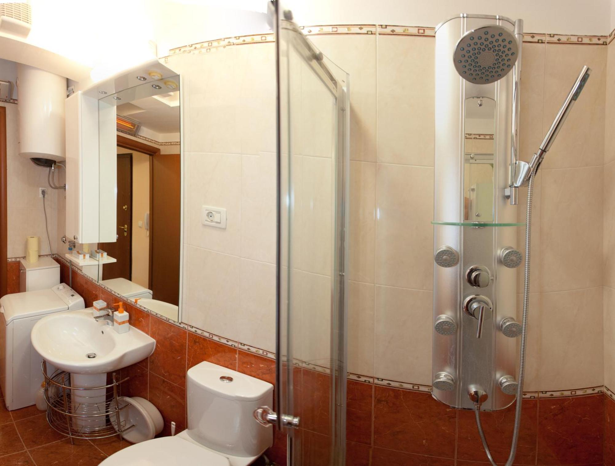 Residence Apartments Anamaria Podstrana Bagian luar foto