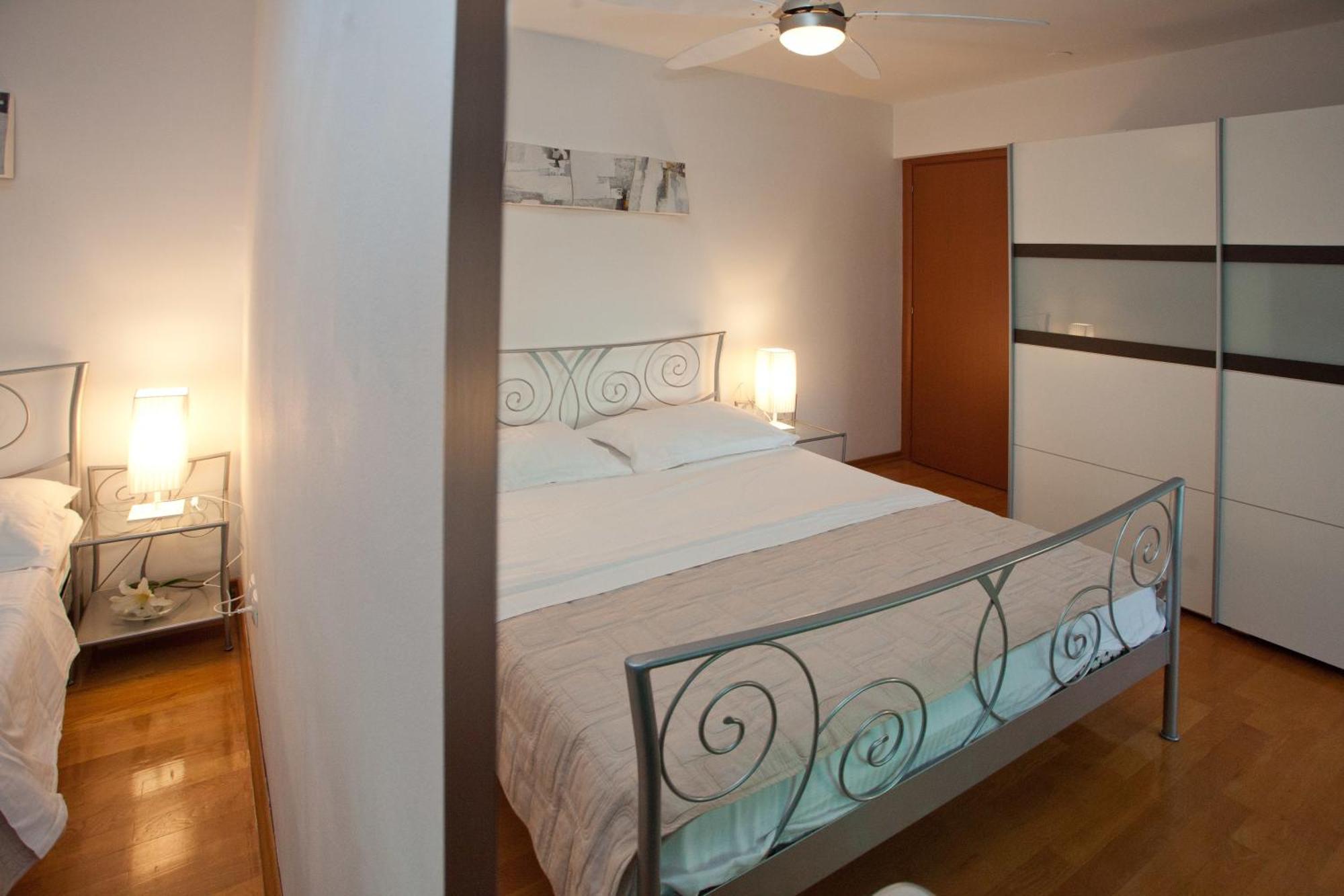 Residence Apartments Anamaria Podstrana Ruang foto
