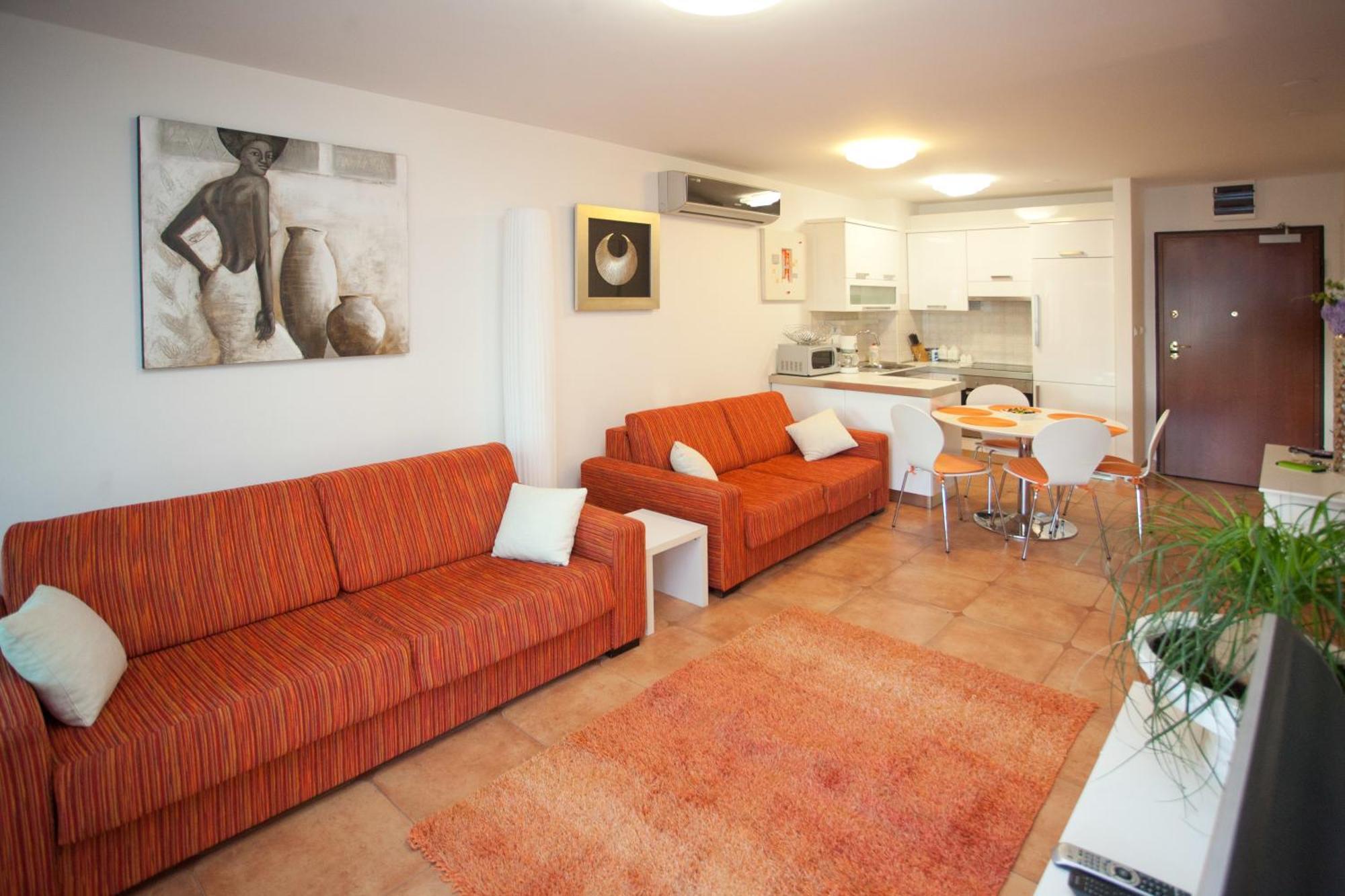 Residence Apartments Anamaria Podstrana Ruang foto